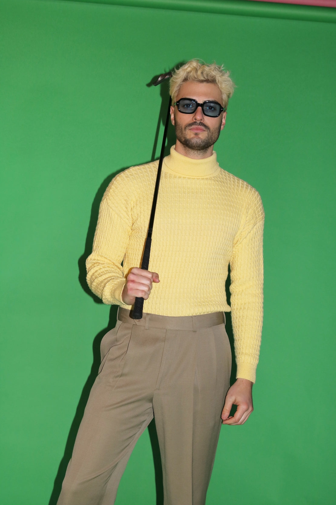 [ VINTAGE ] 1980'S PASTEL YELLOW COUNTRY CABLEKNIT TURTLENECK